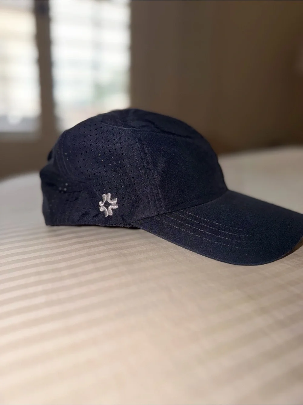 VIMHUE adjustable hat